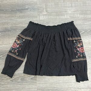 American Eagle Off the Shoulder Top